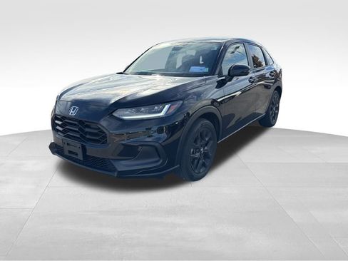 Used 2023 Honda HR-V Sport image 4