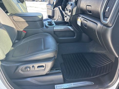 Certified 2023 Chevrolet Silverado 2500 LTZ w/ LTZ Plus Package image 28