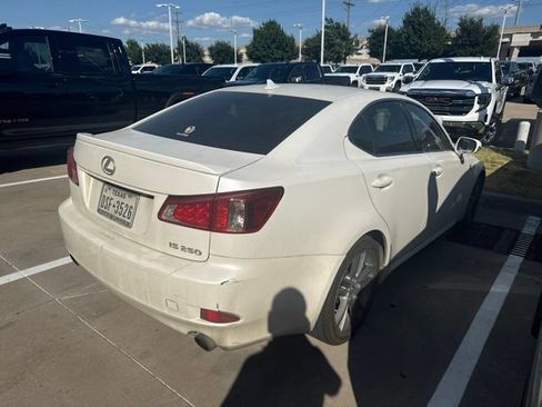 Used 2011 Lexus IS 250 RWD image 3