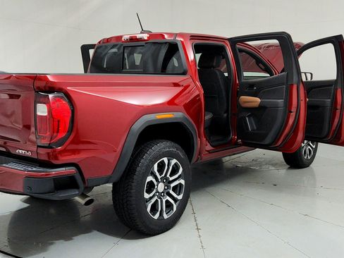 Certified 2024 GMC Canyon AT4 w/ AT4 Premium Package AWD/4WD image 10