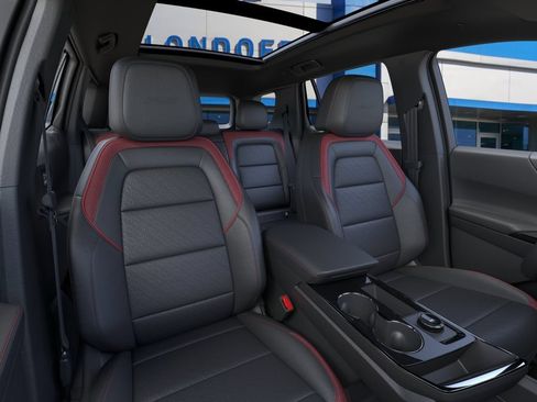 New 2026 Chevrolet Equinox RS w/ Convenience Package III AWD/4WD image 16