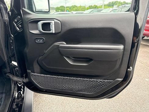 Used 2024 Jeep Wrangler Unlimited Sport AWD/4WD image 26