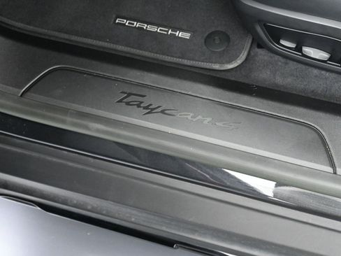 Certified 2023 Porsche Taycan 4 Cross Turismo image 16