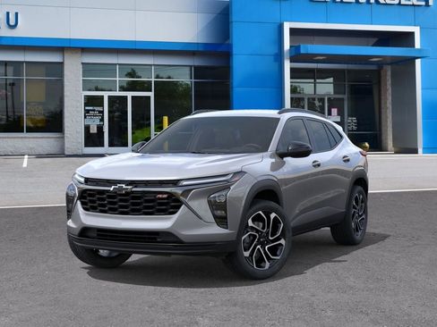 New 2026 Chevrolet Trax RS w/ Driver Confidence Package FWD image 6