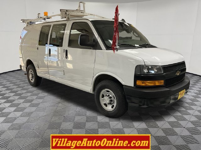 Used 2019 Chevrolet Express 2500 RWD image 5
