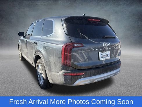 Used 2022 Kia Telluride LX image 4