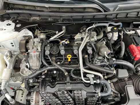 Used 2025 Nissan Altima 2.5 SV image 31