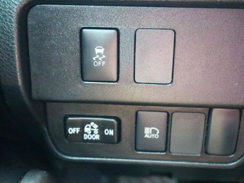 Used 2021 Toyota Tacoma SR5 RWD image 21
