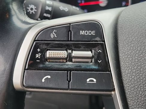 Used 2020 Kia Sorento LX AWD/4WD image 13