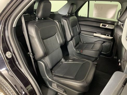 Used 2023 Ford Explorer Limited w/ Equipment Group 301A image 39