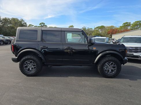 New 2025 Ford Bronco Badlands AWD/4WD image 3