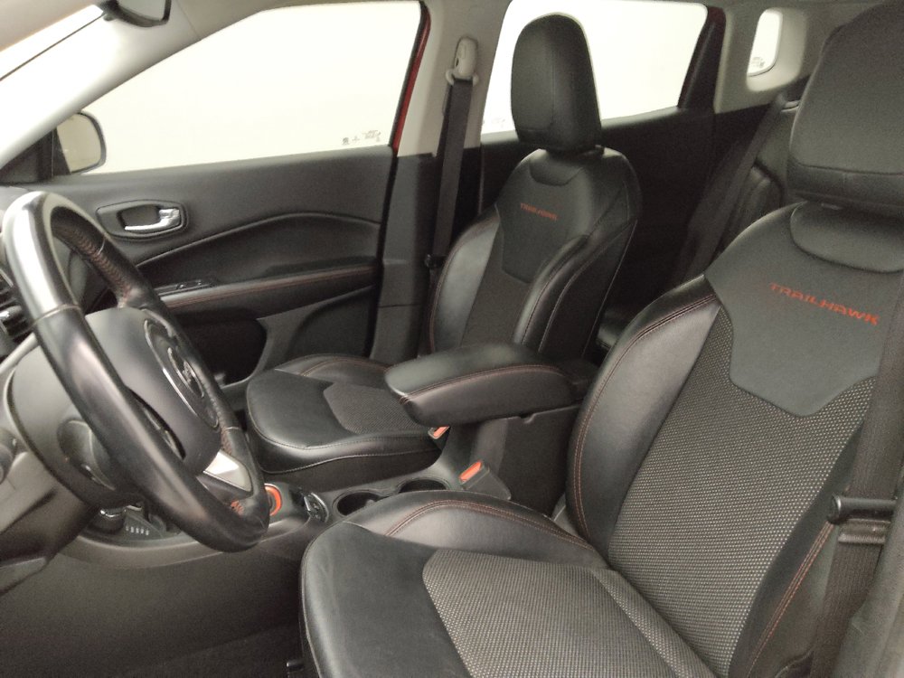 Used 2020 Jeep Compass Trailhawk AWD/4WD image 17