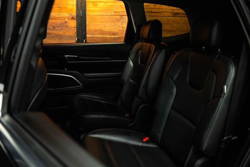 Used 2025 Kia Telluride S AWD/4WD image 11