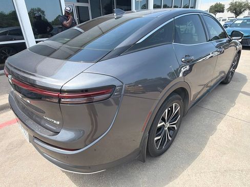 Used 2024 Toyota Crown AWD/4WD image 5
