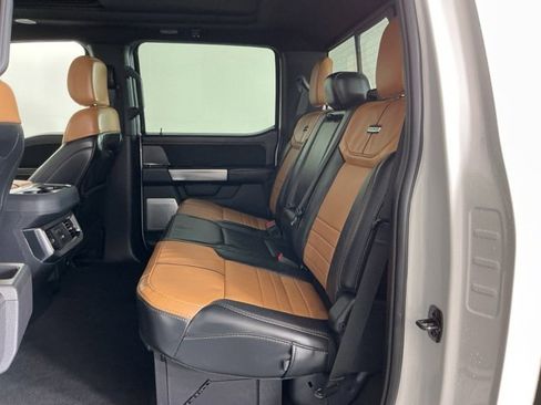 Used 2024 Ford F450 Platinum w/ FX4 Off-Road Package image 31