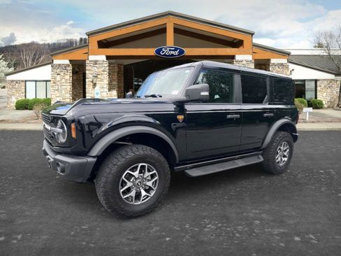 Used 2025 Ford Bronco Badlands AWD/4WD image 1