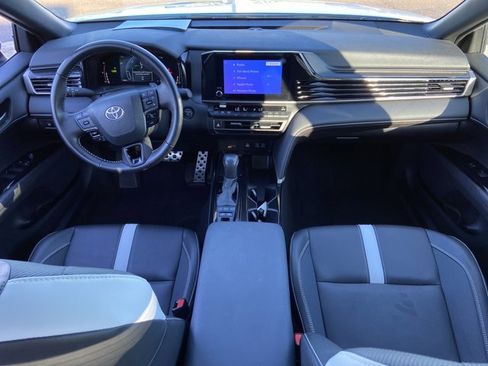 Used 2025 Toyota Camry SE FWD image 49