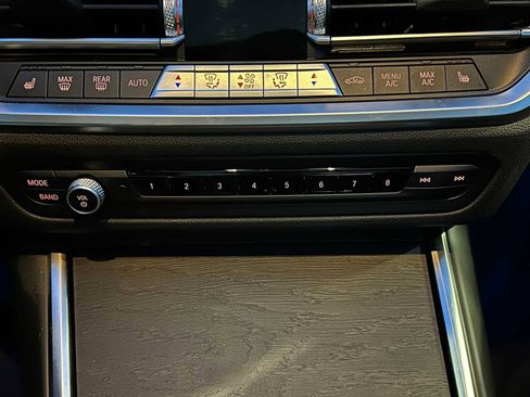 Used 2022 BMW 330e xDrive w/ Driving Assistance Package image 27