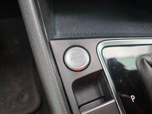 Used 2019 Volkswagen Jetta SE image 35