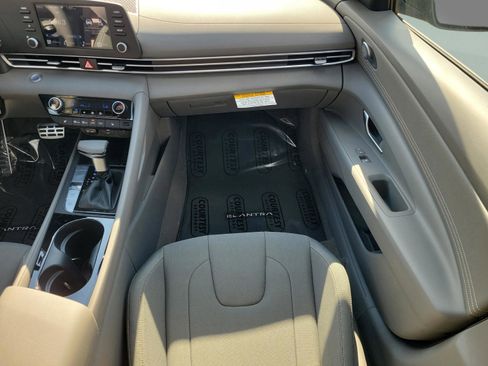 New 2026 Hyundai Elantra SEL Sport image 24