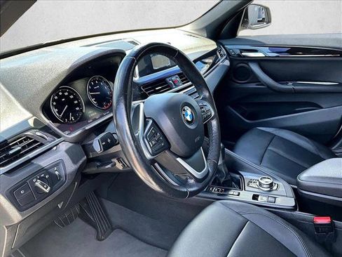 Used 2018 BMW X1 sDrive28i w/ Convenience Package FWD image 13