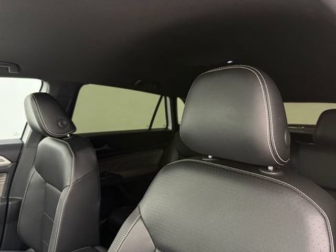 Used 2022 Volkswagen Atlas Cross Sport SE AWD/4WD image 27