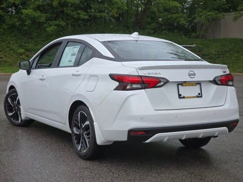 New 2025 Nissan Versa SR w/ Trunk Package image 22