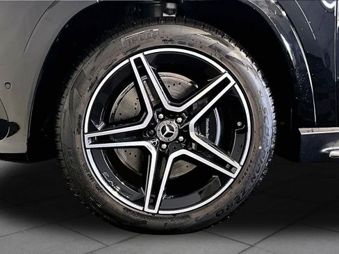 New 2026 Mercedes-Benz GLS 450 4MATIC image 17
