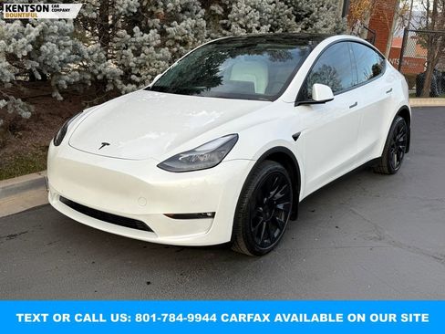 Used 2022 Tesla Model Y Long Range image 3