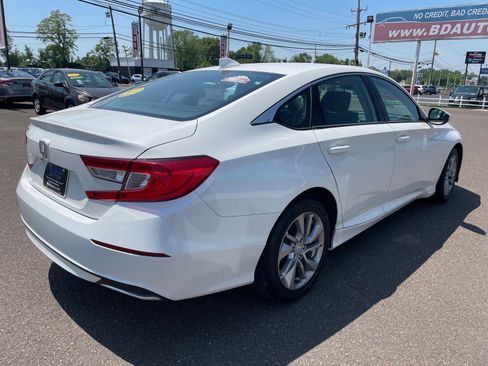 Used 2018 Honda Accord LX image 3