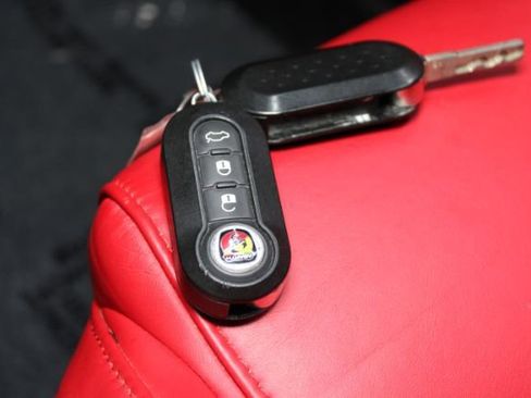 Used 2015 FIAT 500 Abarth w/ Beats Audio Package image 10