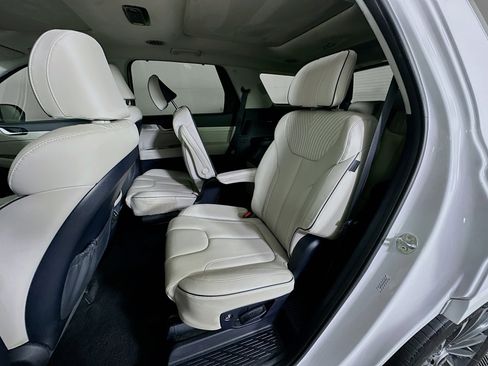 Used 2024 Hyundai Palisade Calligraphy AWD/4WD image 25