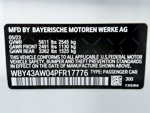 Used 2023 BMW i4 eDrive35 RWD image 29
