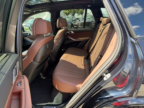 Used 2021 BMW X5 M50i w/ Executive Package AWD/4WD image 29