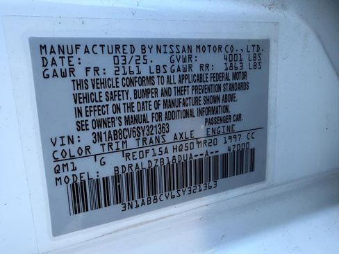 Certified 2025 Nissan Sentra SV image 30