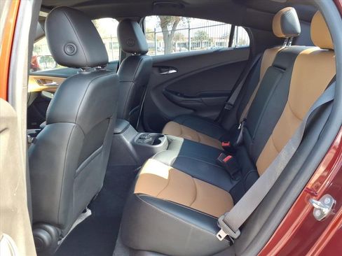 Used 2017 Chevrolet Volt Premier w/ Driver Confidence II Package image 18