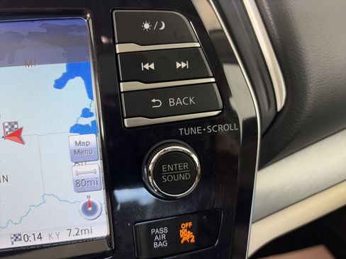 Used 2018 Nissan Maxima 3.5 SL image 24