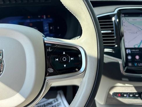 Certified 2024 Volvo XC90 B6 Ultimate w/ Lounge Package AWD/4WD image 20