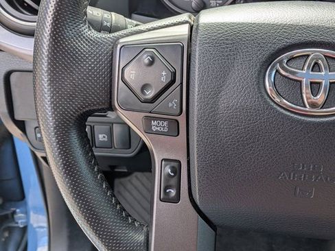 Used 2019 Toyota Tacoma TRD Off-Road image 18