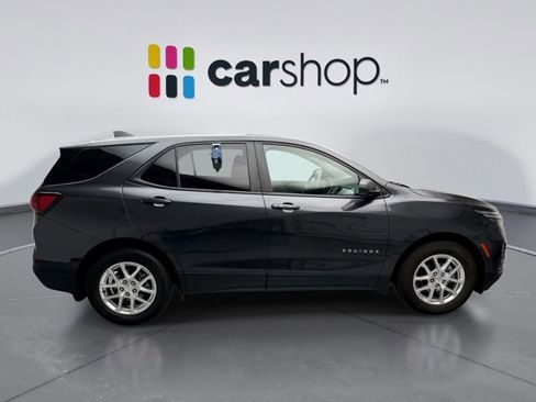 Used 2022 Chevrolet Equinox LS w/ LS Convenience Package image 6
