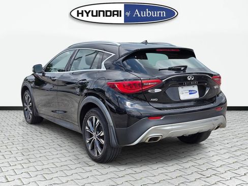 Used 2018 INFINITI QX30 Premium w/ Navigation Package AWD/4WD image 8