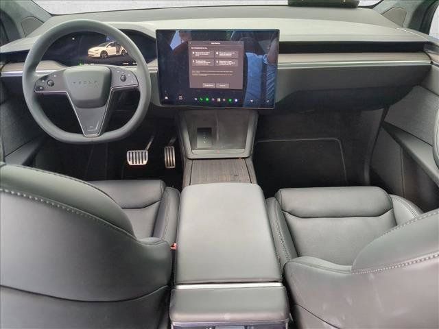 Used 2023 Tesla Model X AWD/4WD image 16