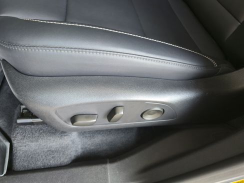 Used 2026 GMC Acadia Elevation w/ Black Edition FWD image 70