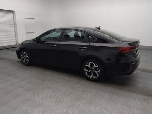 Used 2019 Kia Forte LXS FWD image 3