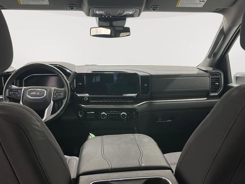 Used 2024 GMC Sierra 3500 SLE w/ SLE Value Package image 18