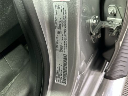 Used 2023 RAM 1500 Big Horn image 37