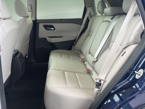 Certified 2024 Nissan Rogue SL w/ SL Premium Package AWD/4WD image 16