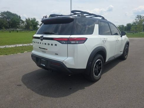 Used 2024 Nissan Pathfinder Rock Creek AWD/4WD image 8