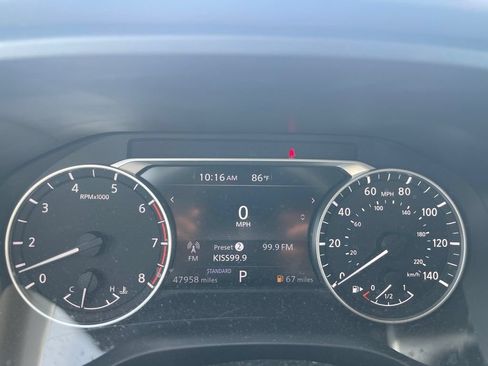 Certified 2021 Nissan Rogue SV w/ Premium Package FWD image 4