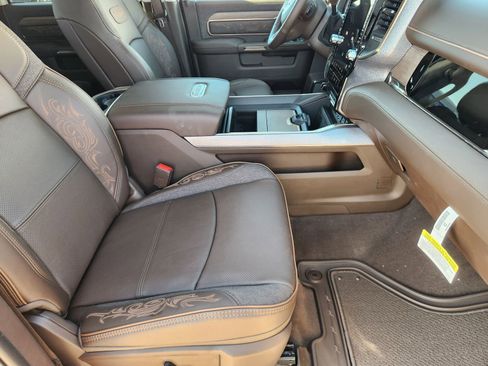 New 2026 RAM 2500 Limited image 13